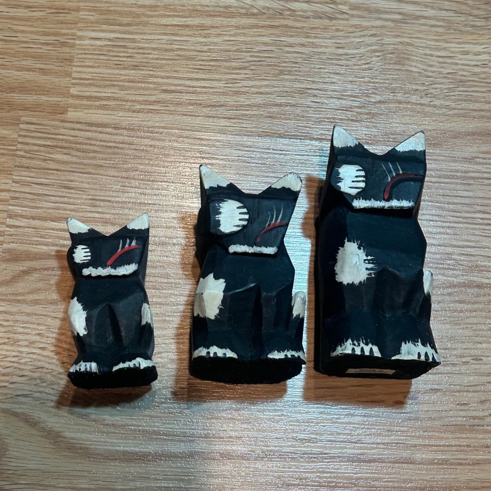 Vintage Hand Carved Wooden Black Cat Figurine Set of 3 Indonesian Folk Art Decor
